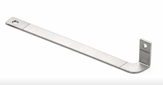 Custom copper busbar for battery pack interconnects